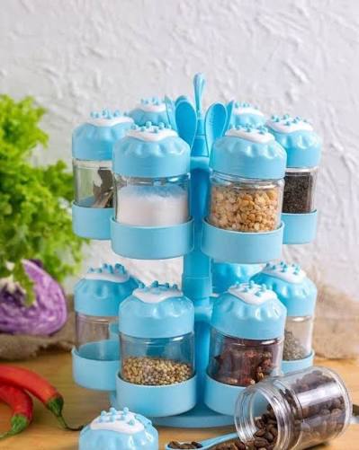 2-Tier Spice Set with Strawberry-Shaped Lid (15-Piece)